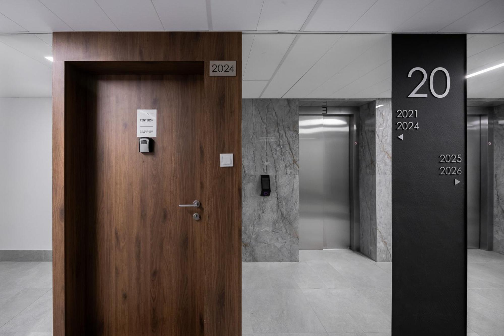 Exceptional Business Apartments By Noclegi Renters Varsó Kültér fotó