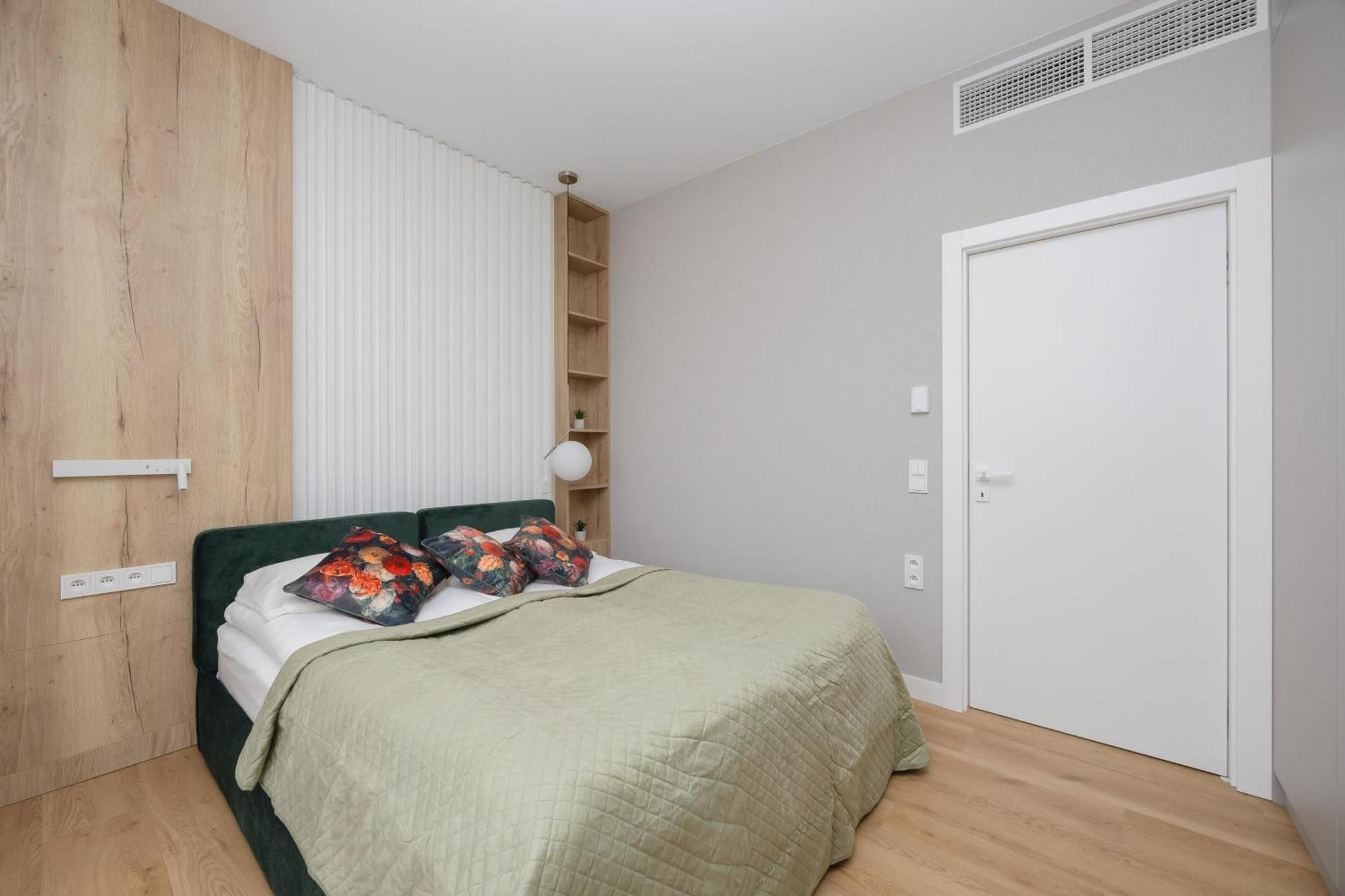 Exceptional Business Apartments By Noclegi Renters Varsó Kültér fotó